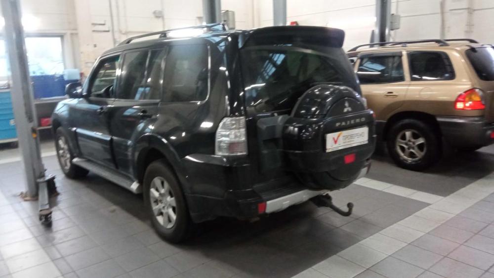 Mitsubishi Pajero IV Рестайлинг 1 Санкт-Петербург  - изображение 4