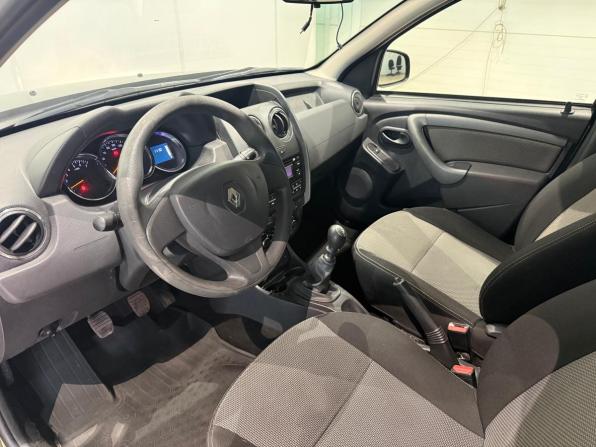 Renault Duster I Рестайлинг с пробегом 2015 года, цена 1 235 000 рублей, 145000 км, внедорожник, Автокод Объявления