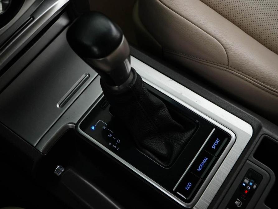 Toyota Land Cruiser Prado 150 Series Рестайлинг 2 Москва  - изображение 24