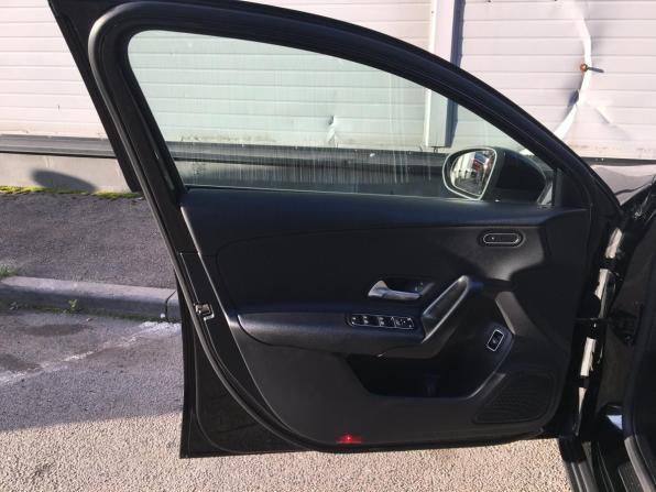 Mercedes-Benz A-Класс IV (W177) с пробегом 2019 года, цена 1 839 000 рублей, 163216 км, седан, Автокод Объявления