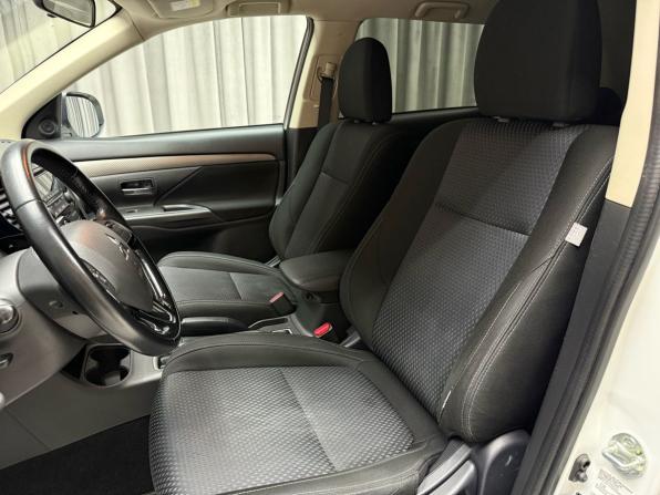 Mitsubishi Outlander III Рестайлинг 2 с пробегом 2016 года, цена 1 699 000 рублей, 185000 км, внедорожник, Автокод Объявления