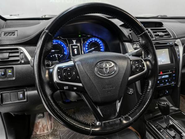 Toyota Camry VII (XV50) Рестайлинг с пробегом 2015 года, цена 1 650 000 рублей, 251915 км, седан, Автокод Объявления