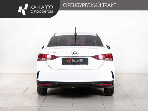 Hyundai Solaris II Рестайлинг с пробегом 2021 года, цена 1 224 000 рублей, 205000 км, седан, Автокод Объявления