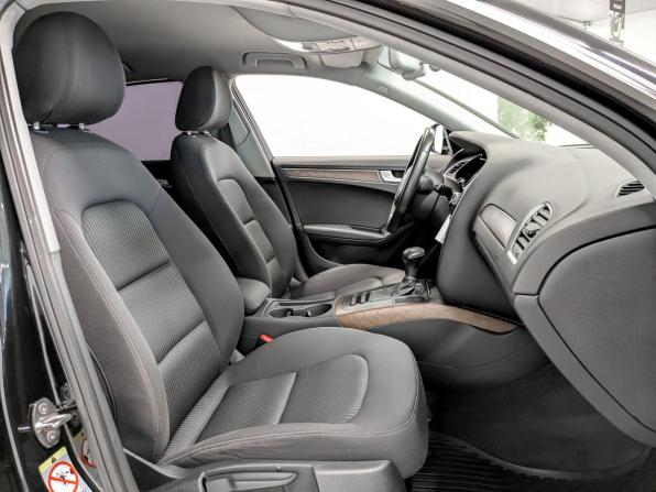 Audi A4 IV (B8) Рестайлинг с пробегом 2013 года, цена 1 410 000 рублей, 165596 км, седан, Автокод Объявления