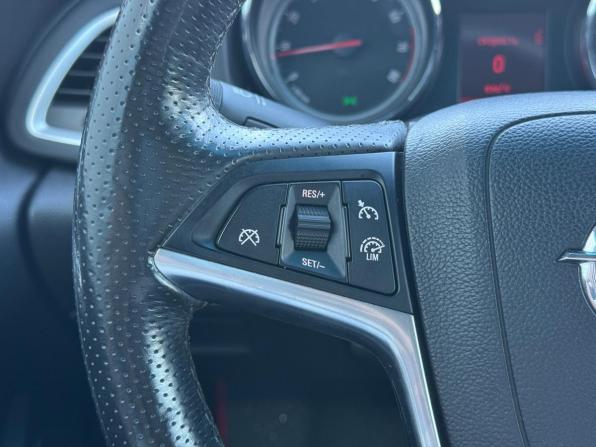Opel Astra J Рестайлинг с пробегом 2013 года, цена 849 000 рублей, 110964 км, хэтчбек, Автокод Объявления