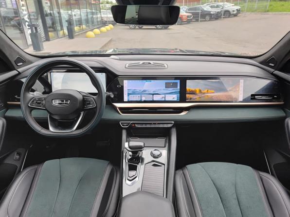 Geely Xingyue L I с пробегом 2024 года, цена 3 640 000 рублей, 37948 км, внедорожник, Автокод Объявления
