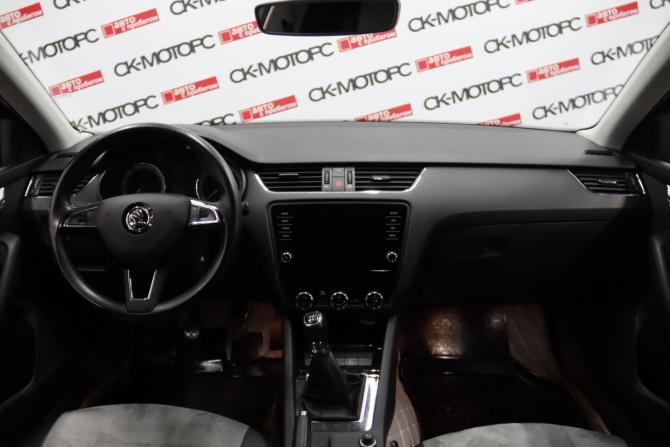 Skoda Octavia III (A7) Рестайлинг с пробегом 2020 года, цена 1 565 650 рублей, 109140 км, лифтбек, Автокод Объявления