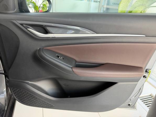 Changan Eado Plus с пробегом 2023 года, цена 1 575 000 рублей, 7666 км, седан, Автокод Объявления