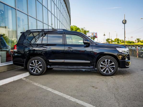 Toyota Land Cruiser 200 Series Рестайлинг 1 с пробегом 2012 года, цена 5 498 000 рублей, 289000 км, внедорожник, Автокод Объявления