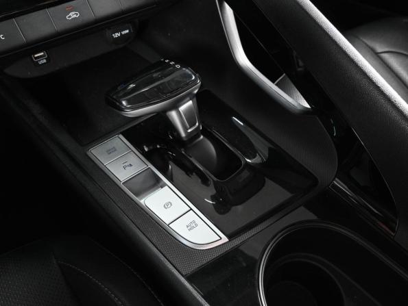 Hyundai Elantra VII (CN7) Рестайлинг с пробегом 2023 года, цена 2 149 000 рублей, 68661 км, седан, Автокод Объявления