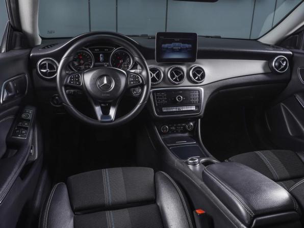 Mercedes-Benz CLA I (C117 X117) Рестайлинг с пробегом 2018 года, цена 1 680 000 рублей, 143538 км, седан, Автокод Объявления