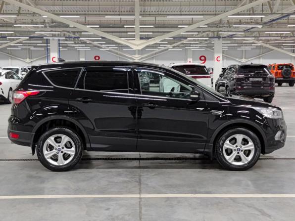 Ford Kuga II Рестайлинг с пробегом 2019 года, цена 2 390 000 рублей, 44709 км, внедорожник, Автокод Объявления