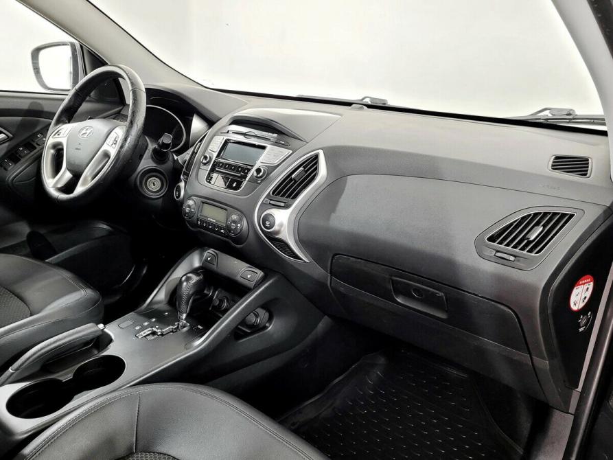 Hyundai ix35 I Москва  - изображение 11