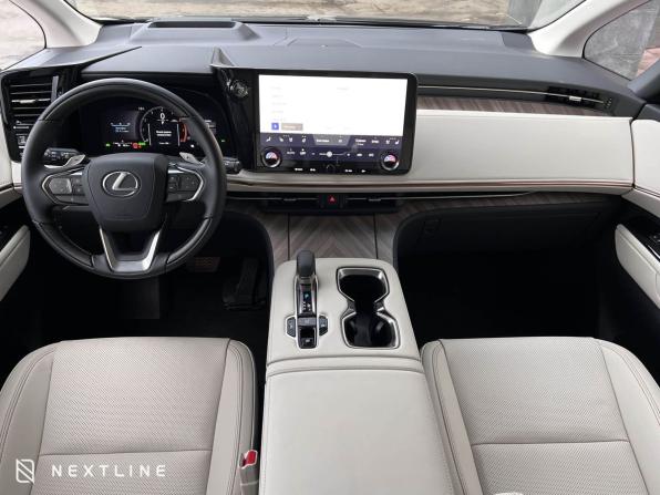 Новый Lexus LM II 2025 года, цена 17 990 000 рублей, минивэн, Автокод Объявления