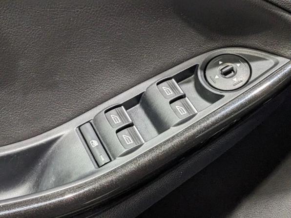 Ford Focus III Рестайлинг с пробегом 2018 года, цена 1 192 000 рублей, 128000 км, хэтчбек, Автокод Объявления