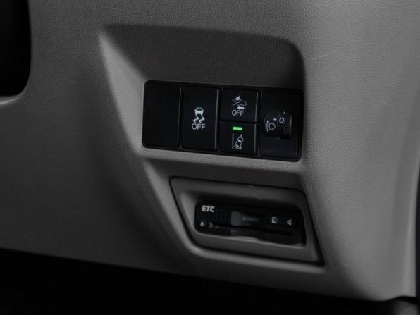 Honda Stepwgn V Рестайлинг с пробегом 2017 года, цена 1 799 000 рублей, 159504 км, минивэн, Автокод Объявления