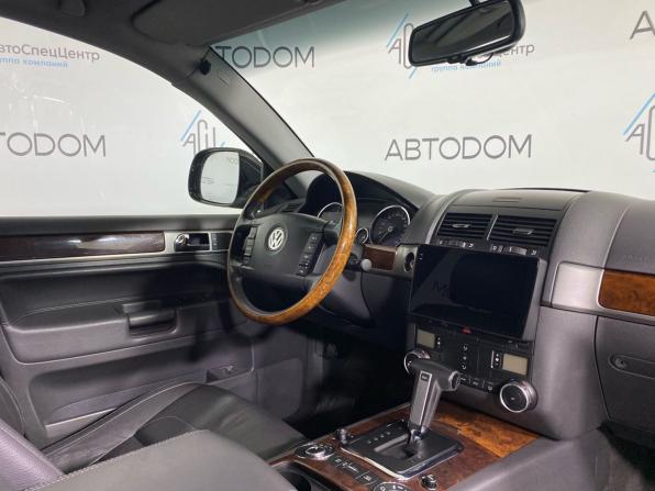 Volkswagen Touareg I Рестайлинг с пробегом 2008 года, цена 897 000 рублей, 224276 км, внедорожник, Автокод Объявления