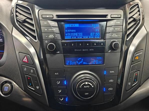 Hyundai i40 I с пробегом 2013 года, цена 920 000 рублей, 228174 км, универсал, Автокод Объявления