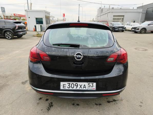 Opel Astra J Рестайлинг с пробегом 2013 года, цена 649 000 рублей, 183372 км, хэтчбек, Автокод Объявления