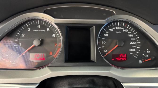 Audi A6 III (C6) с пробегом 2006 года, цена 430 000 рублей, 452425 км, седан, Автокод Объявления
