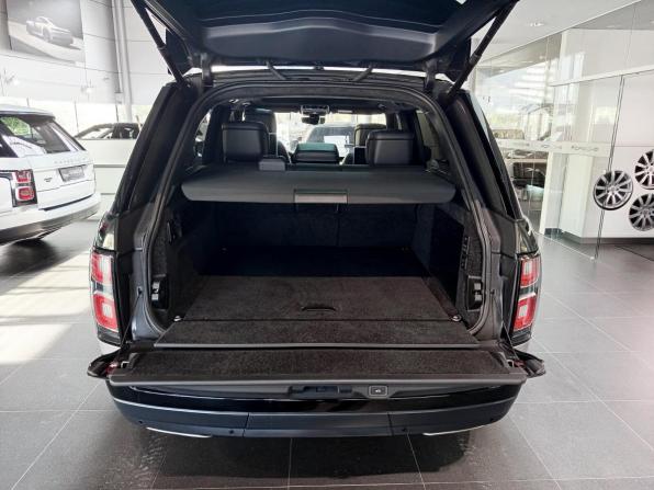 Land Rover Range Rover IV Рестайлинг с пробегом 2018 года, цена 6 566 000 рублей, 97500 км, внедорожник, Автокод Объявления