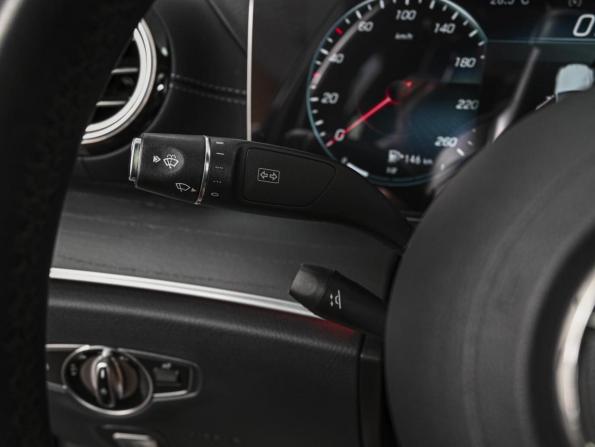 Mercedes-Benz E-Класс V (W213 S213 C238) Рестайлинг с пробегом 2021 года, цена 5 829 000 рублей, 42771 км, седан, Автокод Объявления
