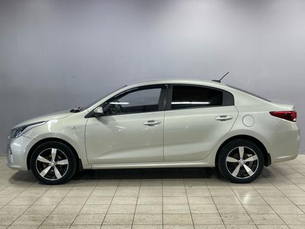 Kia Rio IV с пробегом 2018 года, цена 1 230 000 рублей, 181696 км, седан, Автокод Объявления