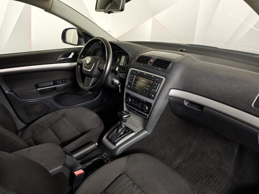 Skoda Octavia II (A5) Рестайлинг Москва  - изображение 11