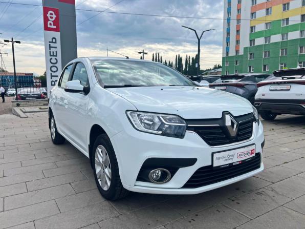 Renault Logan II Рестайлинг с пробегом 2018 года, цена 1 092 300 рублей, 55498 км, седан, Автокод Объявления