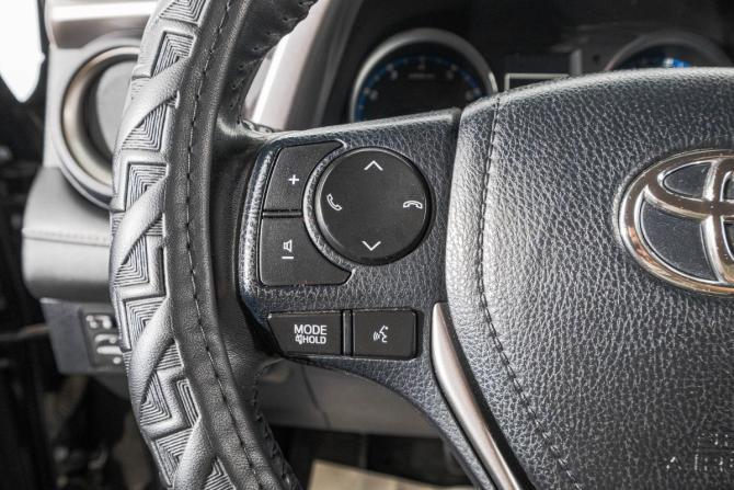 Toyota RAV4 IV (XA40) Рестайлинг с пробегом 2016 года, цена 2 499 000 рублей, 189700 км, внедорожник, Автокод Объявления