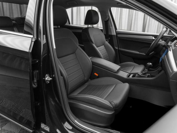 Skoda Superb III Рестайлинг с пробегом 2025 года, цена 3 140 000 рублей, 23275 км, лифтбек, Автокод Объявления