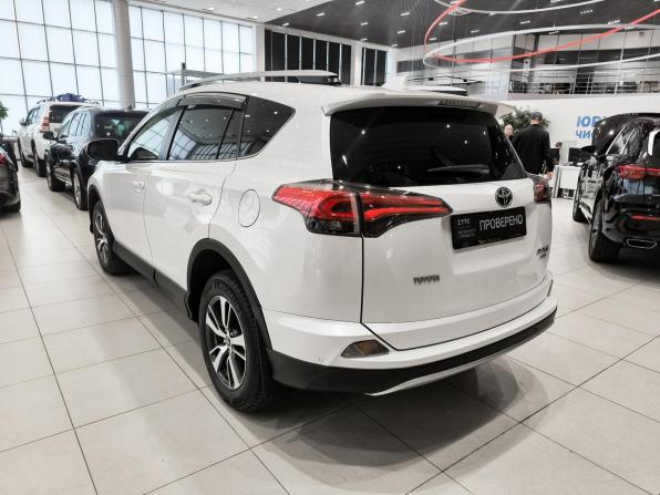 Toyota RAV4 IV (XA40) Рестайлинг с пробегом 2016 года, цена 2 450 000 рублей, 73000 км, внедорожник, Автокод Объявления