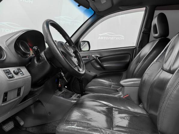 Toyota RAV4 II (XA20) Рестайлинг с пробегом 2003 года, цена 890 000 рублей, 364070 км, внедорожник, Автокод Объявления