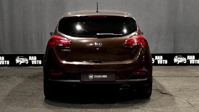 Kia Ceed II с пробегом 2013 года, цена 1 250 000 рублей, 100000 км, хэтчбек, Автокод Объявления