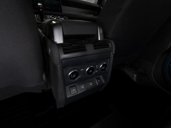Land Rover Defender II с пробегом 2021 года, цена 4 900 000 рублей, 109000 км, внедорожник, Автокод Объявления
