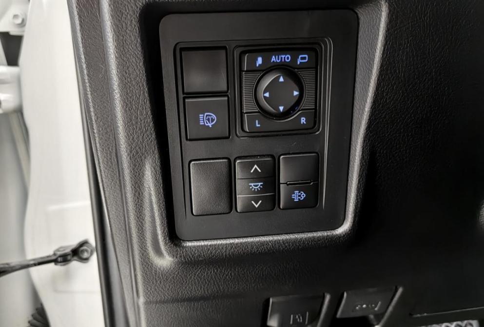 Toyota Land Cruiser Prado 150 Series Рестайлинг 3 Волгоград  - изображение 19