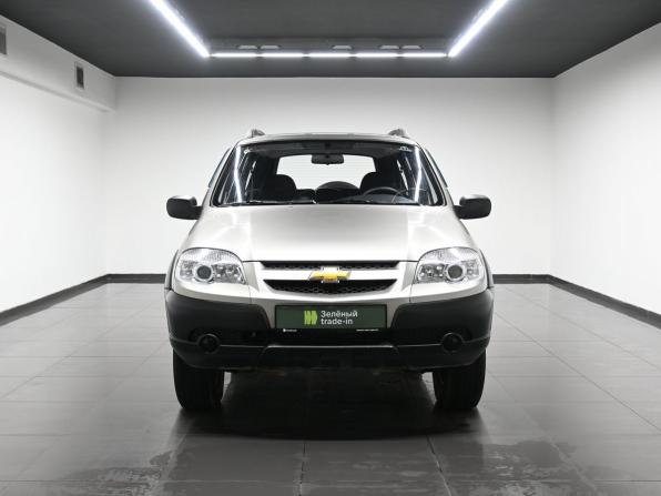 Chevrolet Niva I Рестайлинг с пробегом 2011 года, цена 695 000 рублей, 53533 км, внедорожник, Автокод Объявления