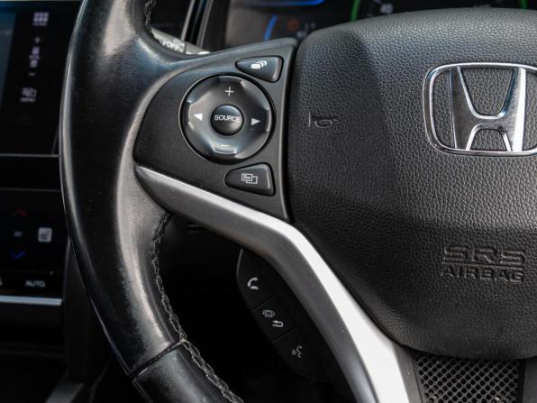 Honda Shuttle II с пробегом 2016 года, цена 1 250 000 рублей, 175321 км, универсал, Автокод Объявления
