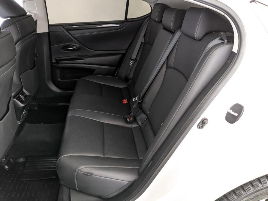 Lexus ES VII Рестайлинг Москва  - изображение 18