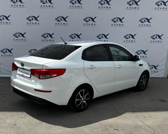Kia Rio III Рестайлинг с пробегом 2016 года, цена 935 000 рублей, 116338 км, седан, Автокод Объявления