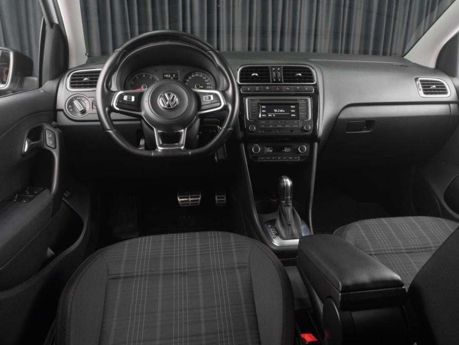 Volkswagen Polo V Рестайлинг Тюмень  - изображение 14