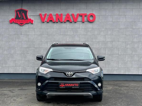 Toyota RAV4 IV (XA40) Рестайлинг с пробегом 2018 года, цена 2 590 000 рублей, 102036 км, внедорожник, Автокод Объявления