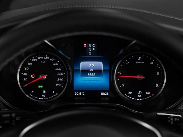 Mercedes-Benz V-Класс III (W447) Рестайлинг с пробегом 2023 года, цена 21 060 000 рублей, 1885 км, минивэн, Автокод Объявления