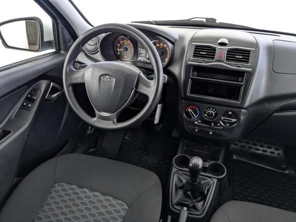 Lada (ВАЗ) Granta I Рестайлинг с пробегом 2024 года, цена 740 000 рублей, 60951 км, седан, Автокод Объявления