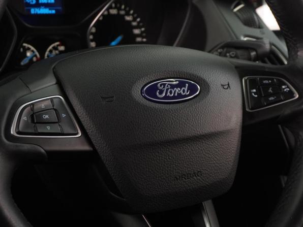 Ford Focus III Рестайлинг с пробегом 2018 года, цена 1 249 000 рублей, 76888 км, хэтчбек, Автокод Объявления