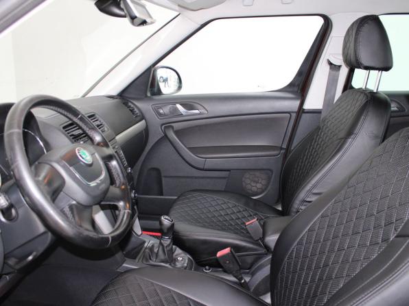 Skoda Yeti I с пробегом 2013 года, цена 799 900 рублей, 220174 км, внедорожник, Автокод Объявления