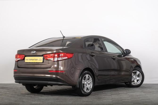 Kia Rio III Рестайлинг с пробегом 2015 года, цена 879 000 рублей, 207000 км, седан, Автокод Объявления