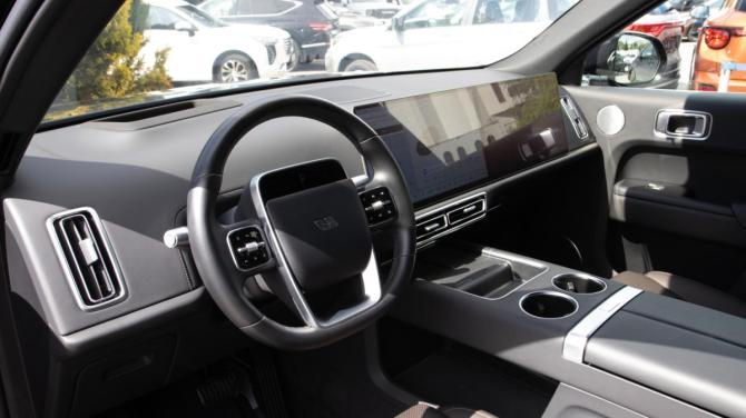 Li Auto (Lixiang) L9 I с пробегом 2024 года, цена 6 500 000 рублей, 62551 км, внедорожник, Автокод Объявления