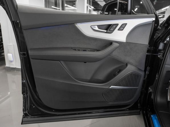 Audi Q7 II (4M) Рестайлинг 2 с пробегом 2025 года, цена 12 850 000 рублей, 11 км, внедорожник, Автокод Объявления
