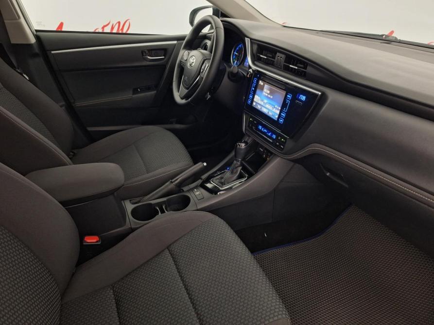 Toyota Corolla XI (E160 E170 E180) Рестайлинг 1 Псков  - изображение 12